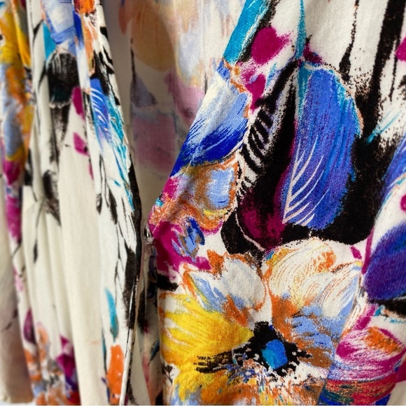 Umgee Floral Cream Romper - Picture 11 of 15